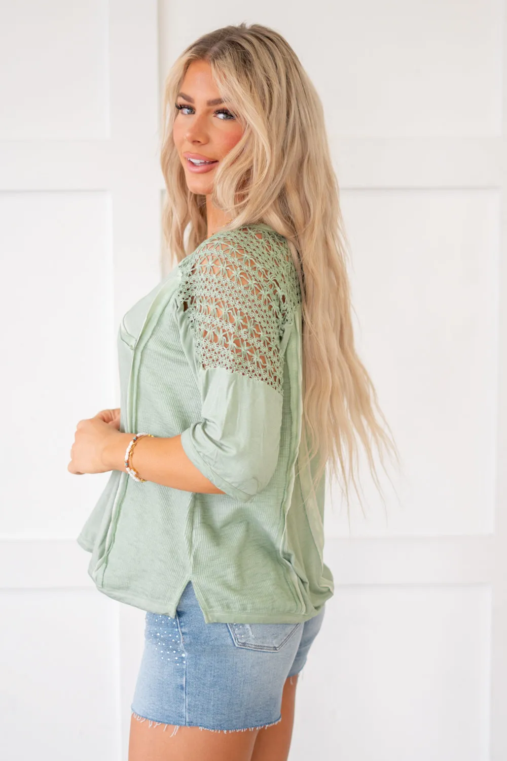 Feminine Boho Crochet Sleeve Top